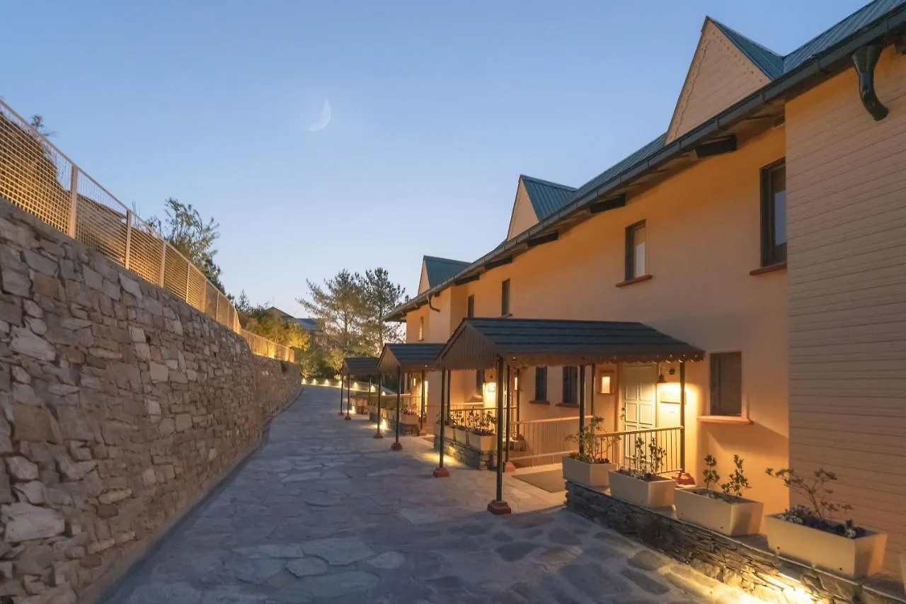 Taj Theog Resort & Spa Шимла