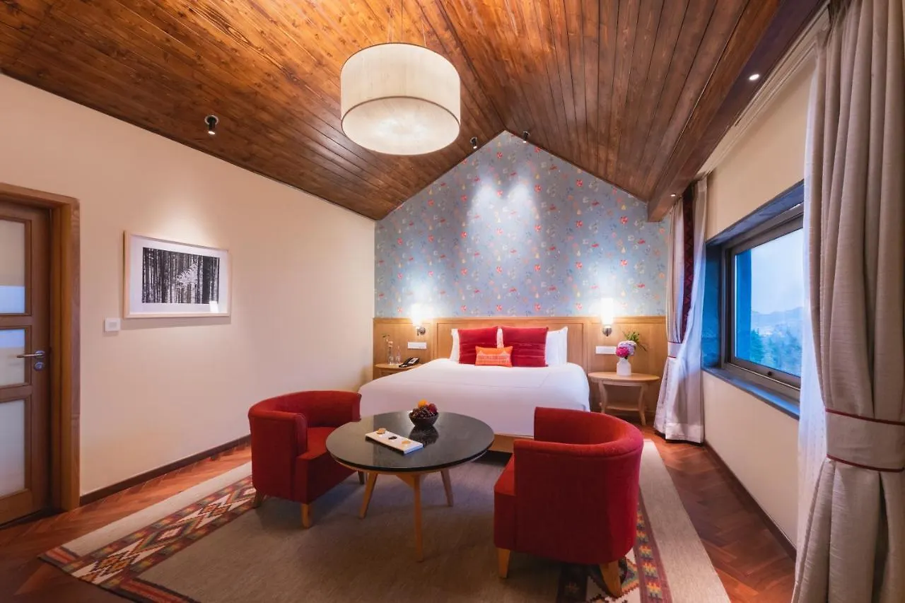 Taj Theog Resort & Spa Шимла