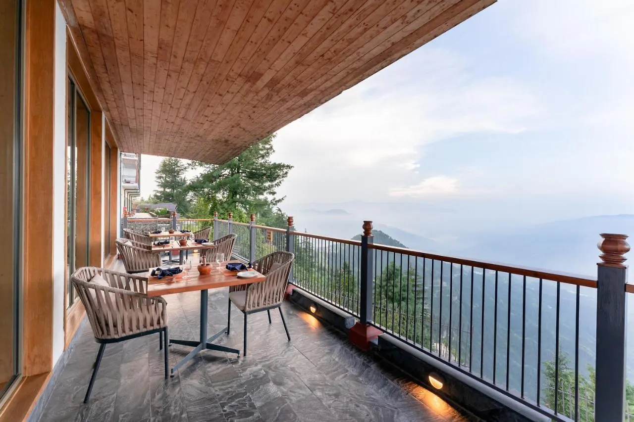 Taj Theog Resort & Spa Шимла