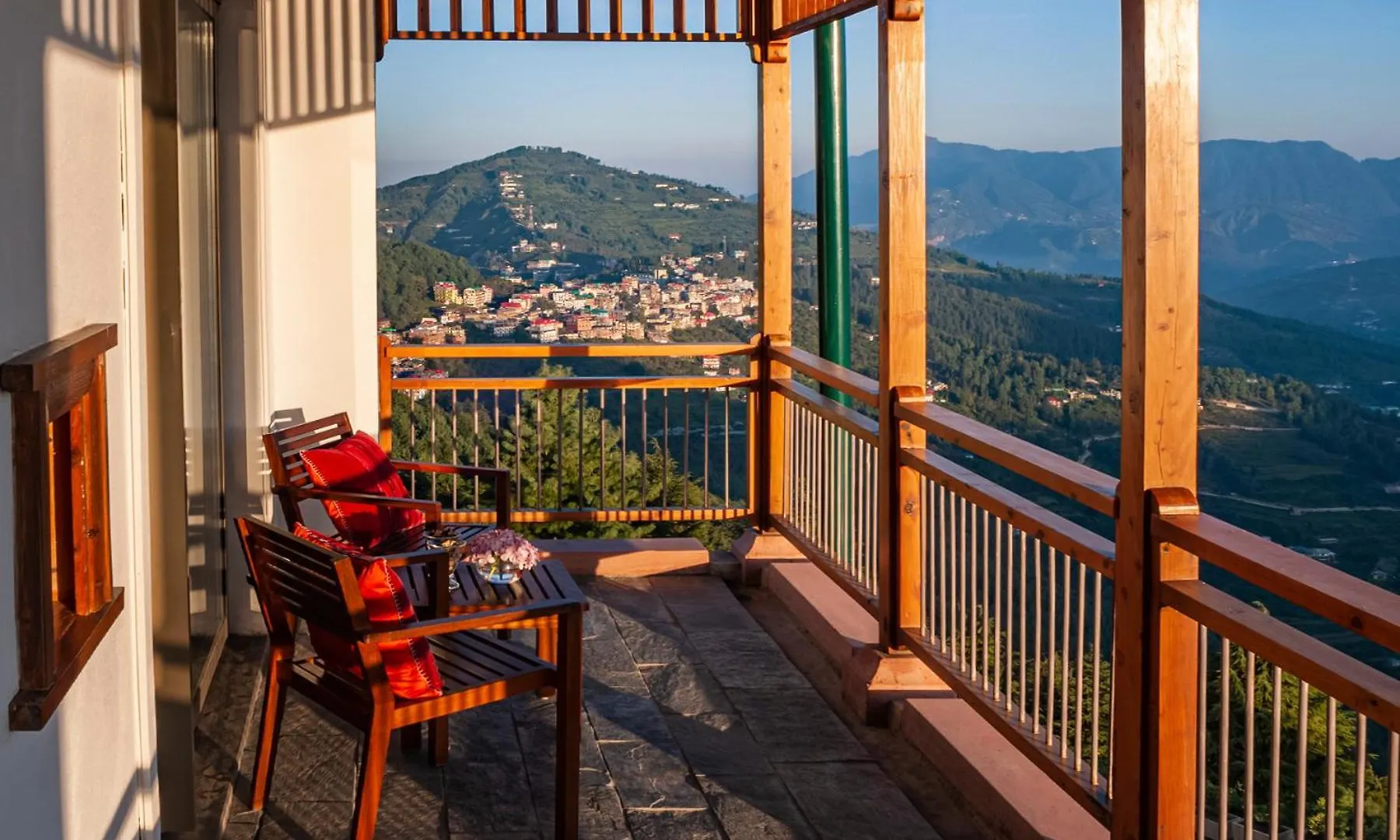 Taj Theog Resort & Spa Шимла